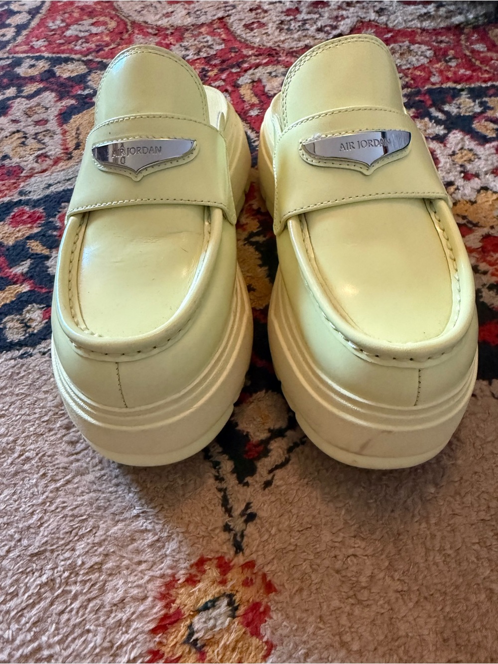 Nike Wild Jordan Loafer Shines Bright Like A Puffed Up Diamond Luminous Mule - Picture 6 of 8